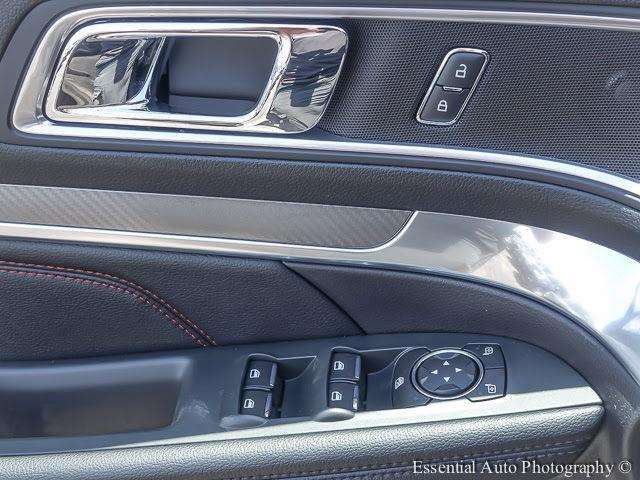 Ford Explorer 2017 photo 23